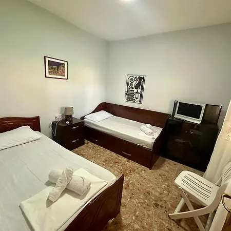 92 Semesterbostad Golem (Tirana)